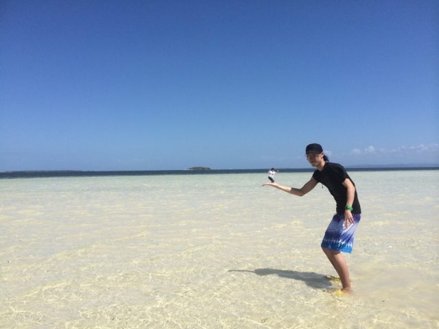 ヒルトゥンガン島　ビーチ