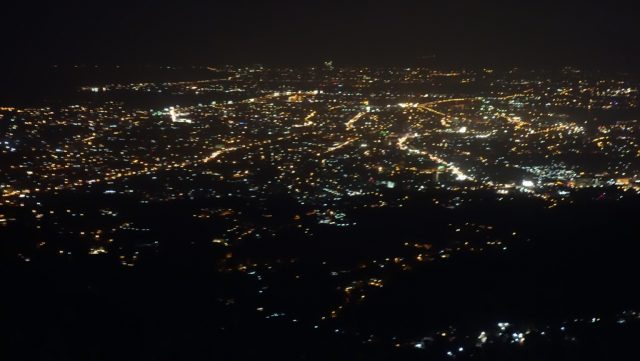 ラハグ（LAHUG）トップス（TOPS）夜景