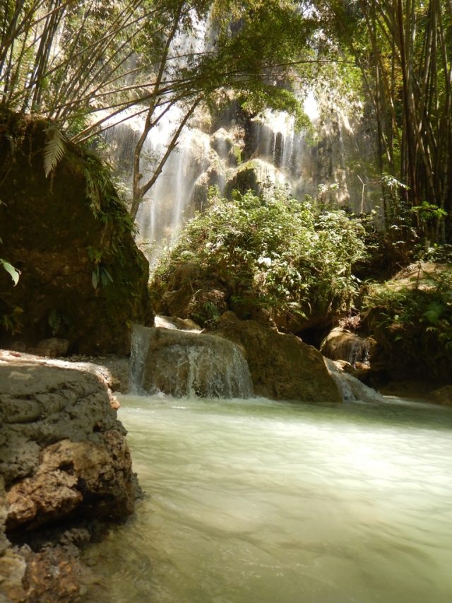トゥマログ（Tumalog）