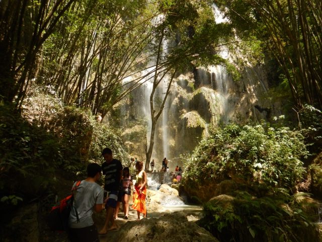 トゥマログ（Tumalog）