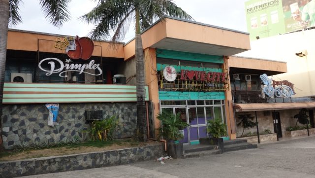 マンゴーストリート　Go Go Bar