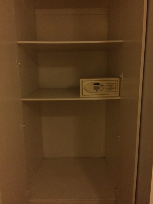 The Clipper Hotel Makati ブルゴス