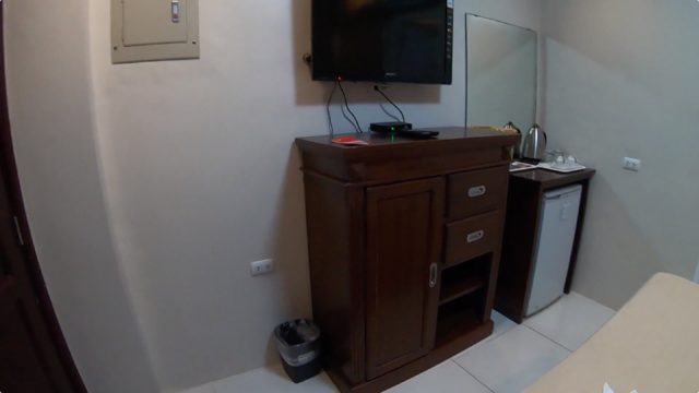 20190620_アンヘレス_Deveraホテル_クローゼット