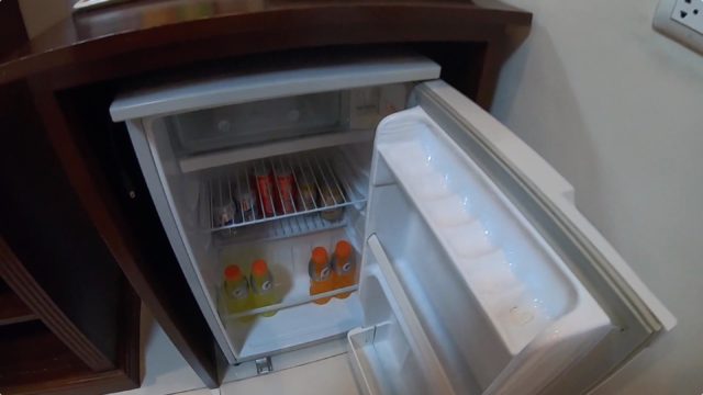 20190620_アンヘレス_Deveraホテル_冷蔵庫