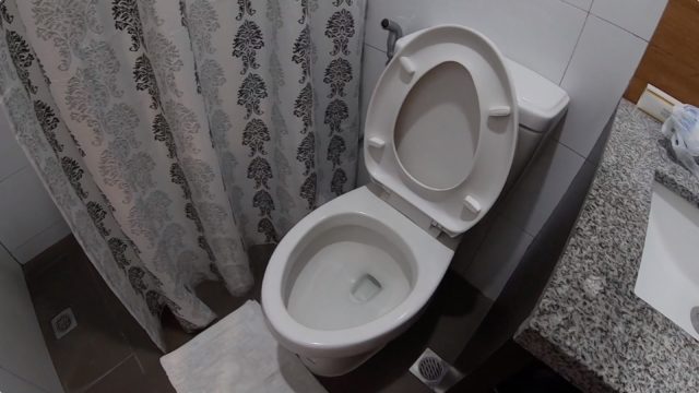 20190621_アンヘレス _RishanVillage_トイレ