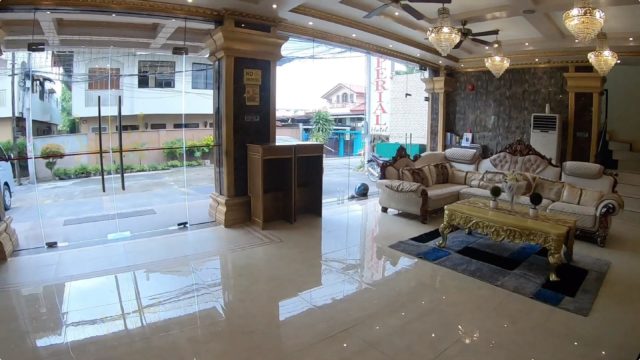 20190626_アンヘレス _ImperialHotel_フロント2