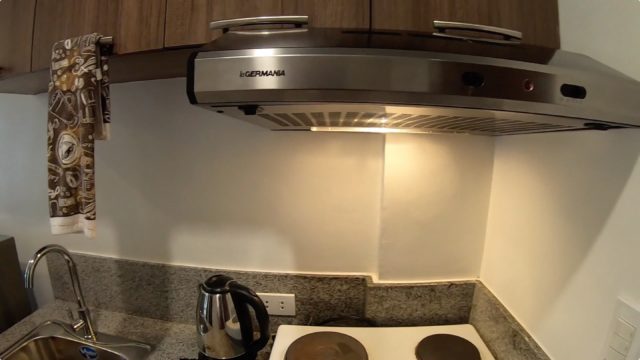 20190621_アンヘレス _RishanVillage_キッチン