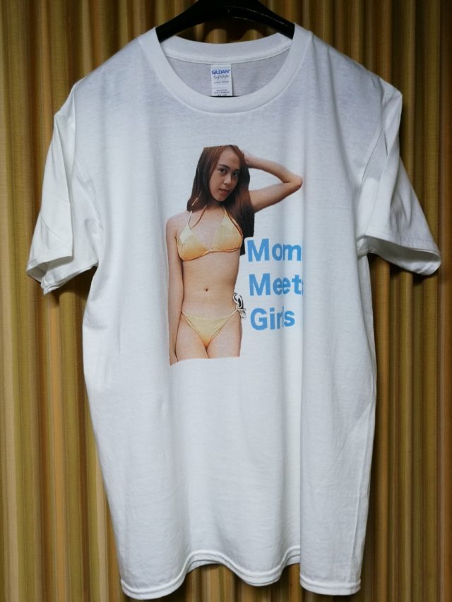 Tシャツ_MomiMeetsGirls_前
