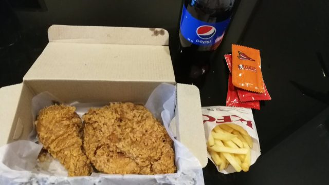 フードデリバリー