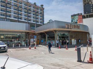 セブンイレブン