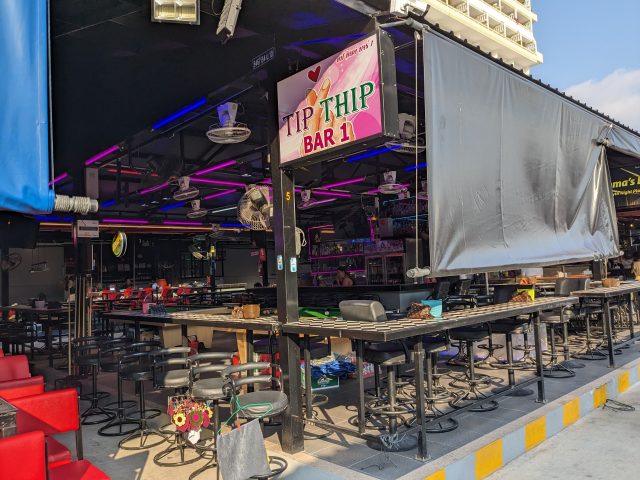 パタヤ ビリヤード