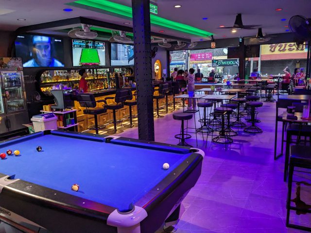 パタヤ ビリヤード