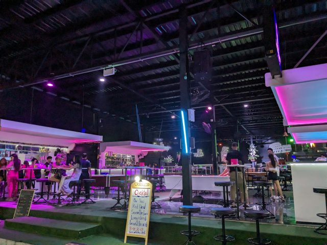 パタヤ ビリヤード